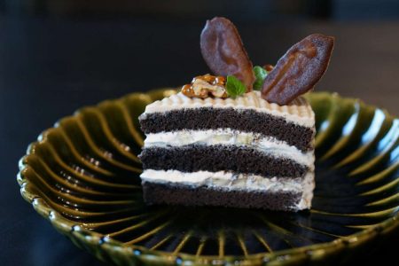 ローゼルとチーズのケーク・秋映のパイ・栗とカカオとナッツのアントルメ